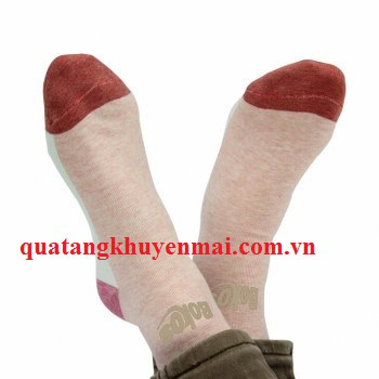 Tất thể thao nhiều khối màu