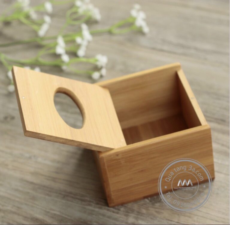 Quà tặng gia dụng Hộp gỗ đựng giấy ăn in logo 9 5