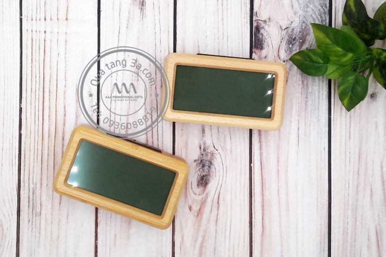 Đồng hồ gỗ màn hình LCD