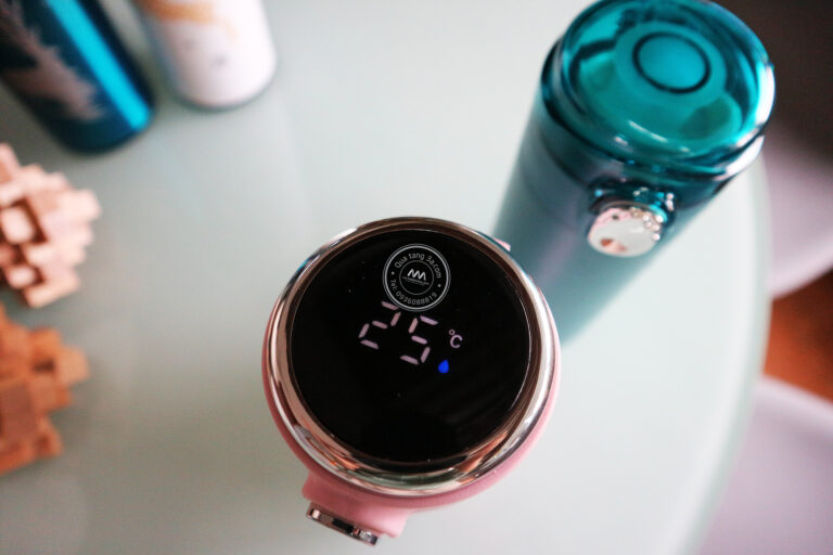 Bình nắp bật giữ nhiệt inox 304 hiển thị nhiệt độ | Quà tặng gia dụng thông minh