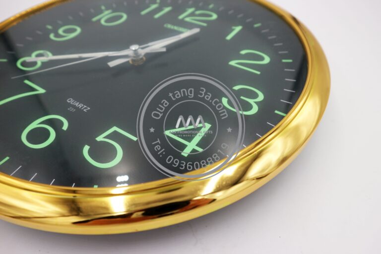 Đồng hồ treo tường phản quang | Quà tặng khách hàng - đẹp - độc và tiện ích 7 IMG 4023 min
