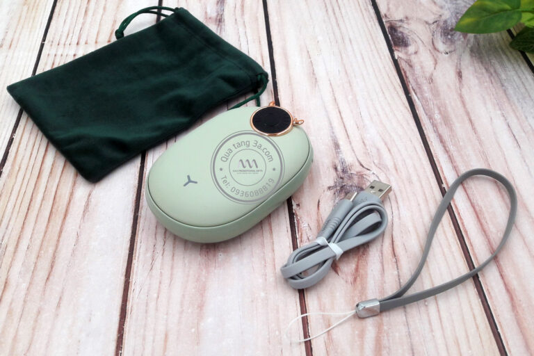 Sưởi tay kèm sạc dự phòng - quà tặng công nghệ hữu ích 7 May suoi am tay tuan loc