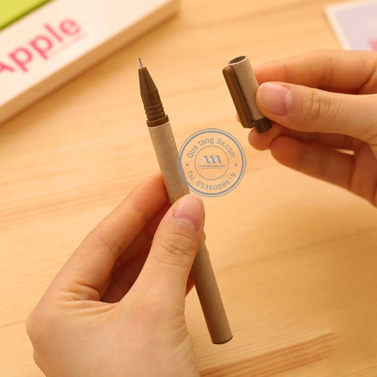 Bút bi giấy tái chế in logo - Quà tặng thân thiện với môi trường
