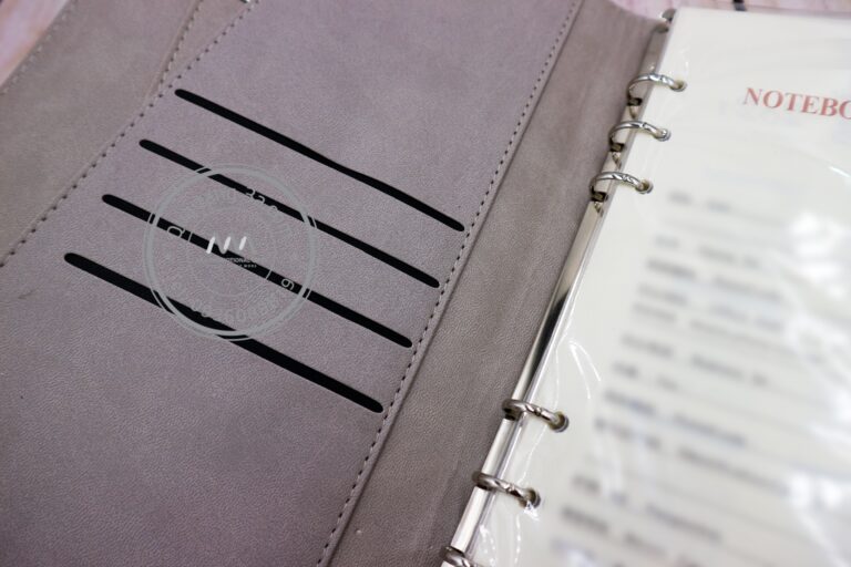 Sổ sạc đa năng kết hợp khóa mã số cảm ứng LED 14 batch IMG 4081