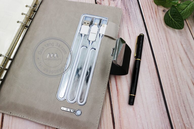 Sổ sạc đa năng kết hợp khóa mã số cảm ứng LED 13 batch IMG 4083