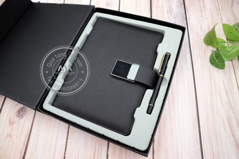 Sổ sạc đa năng kết hợp khóa mã số cảm ứng LED