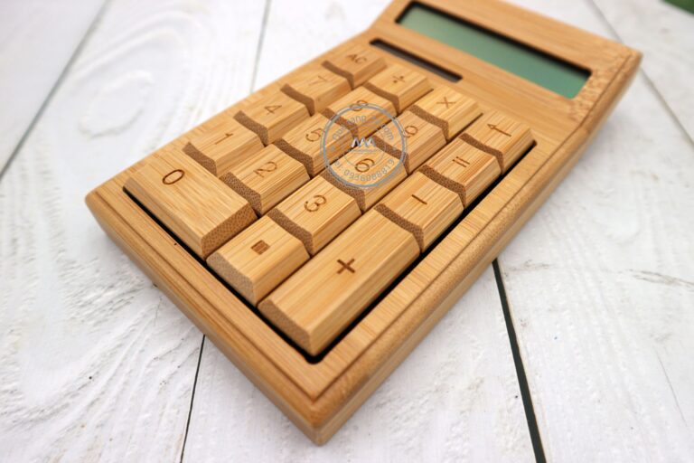 Máy tính tre – Quà tặng thân thiện môi trường HOT 7 may tinh tre 1 min