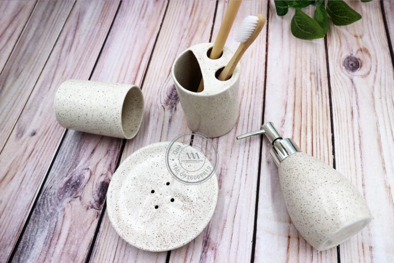 Bộ dụng cụ sứ nhà tắm | In ấn logo thương hiệu theo yêu cầu 13 set dung cu nha tam 3 min