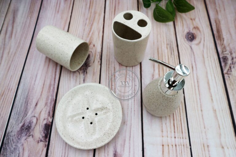 Bộ dụng cụ sứ nhà tắm | In ấn logo thương hiệu theo yêu cầu 10 set dung cu nha tam 6 min