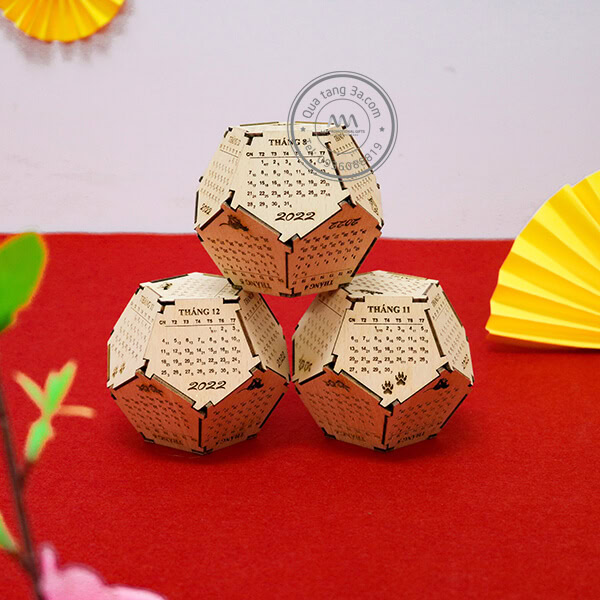 Lịch khối ngũ giác 12 mặt | Quà Tết thân thiện môi trường