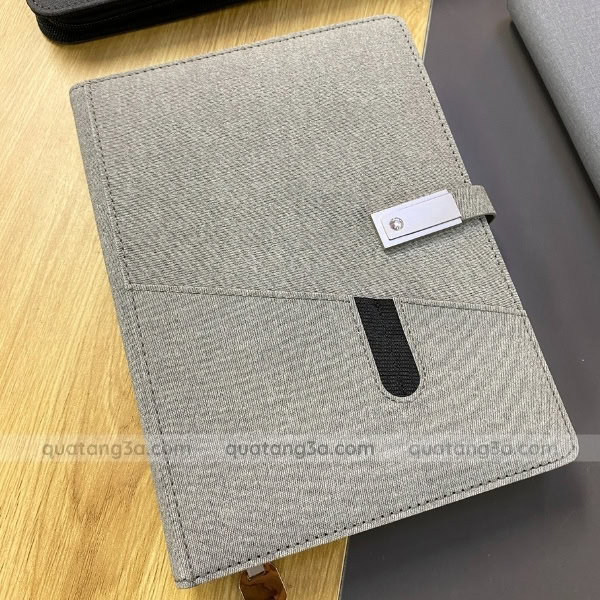 Sổ sạc đa năng in ấn logo thương hiệu | Quà tặng công nghệ 4.0